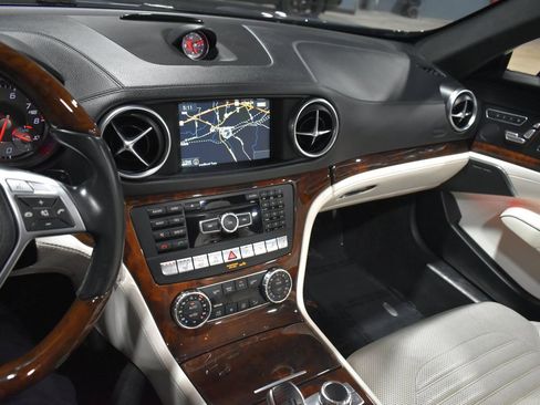 Used 2015 Mercedes-Benz SL 400 image 35