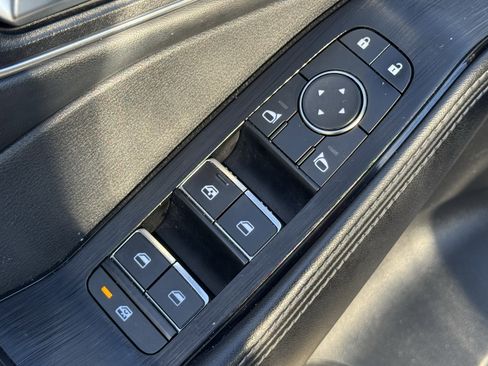 Used 2022 Nissan Rogue Platinum w/ Head-Up Display Package image 24