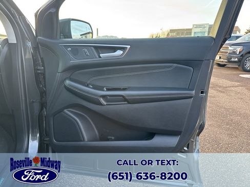 Used 2020 Ford Edge Titanium w/ Class II Trailer Tow Package image 39