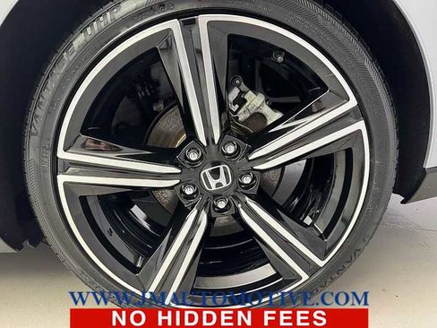 Used 2024 Honda Accord Sport image 9