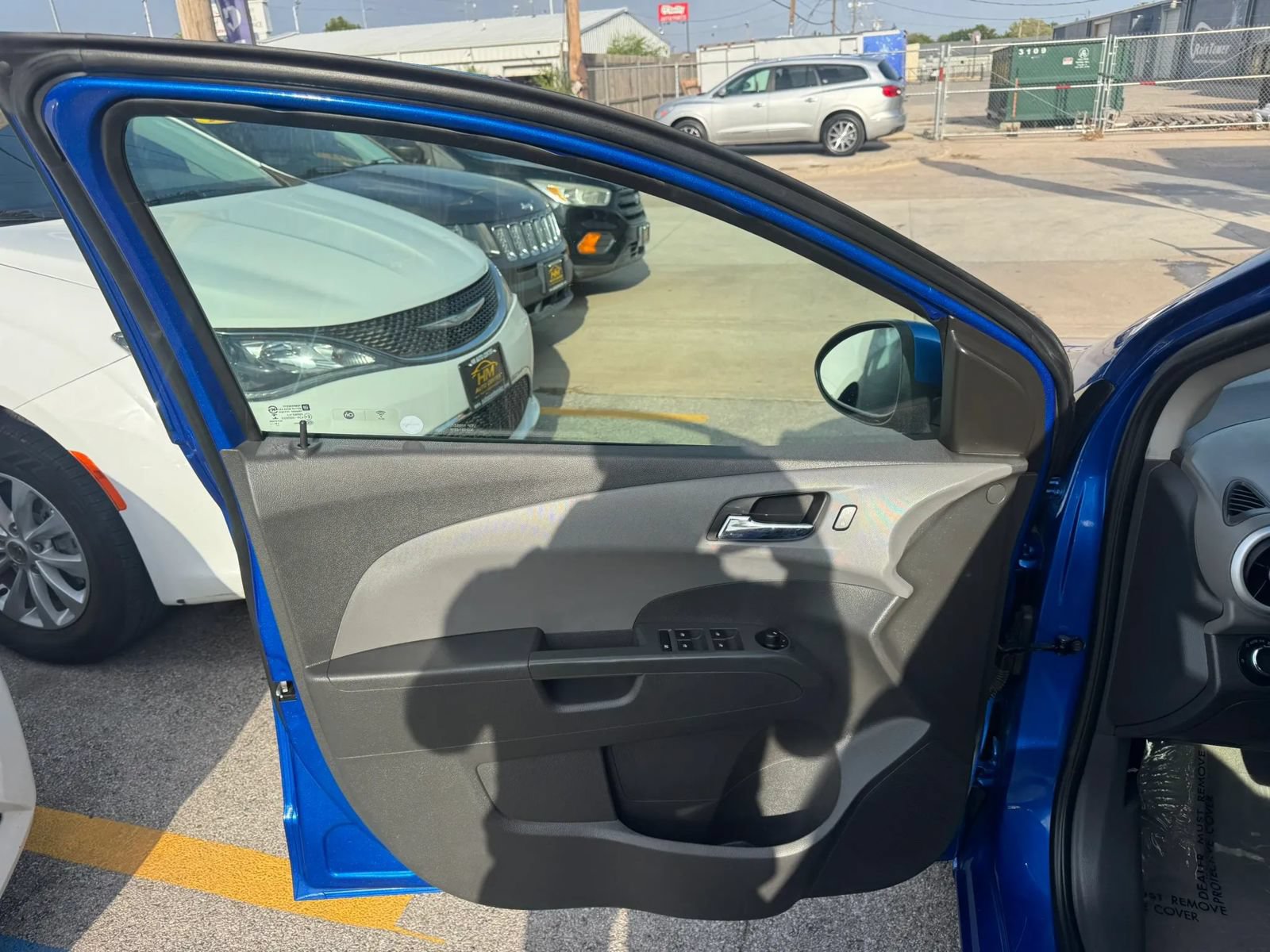 Used 2020 Chevrolet Sonic LT FWD image 7