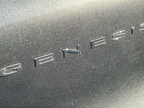 Used 2025 Genesis Electrified GV70 Advanced image 19