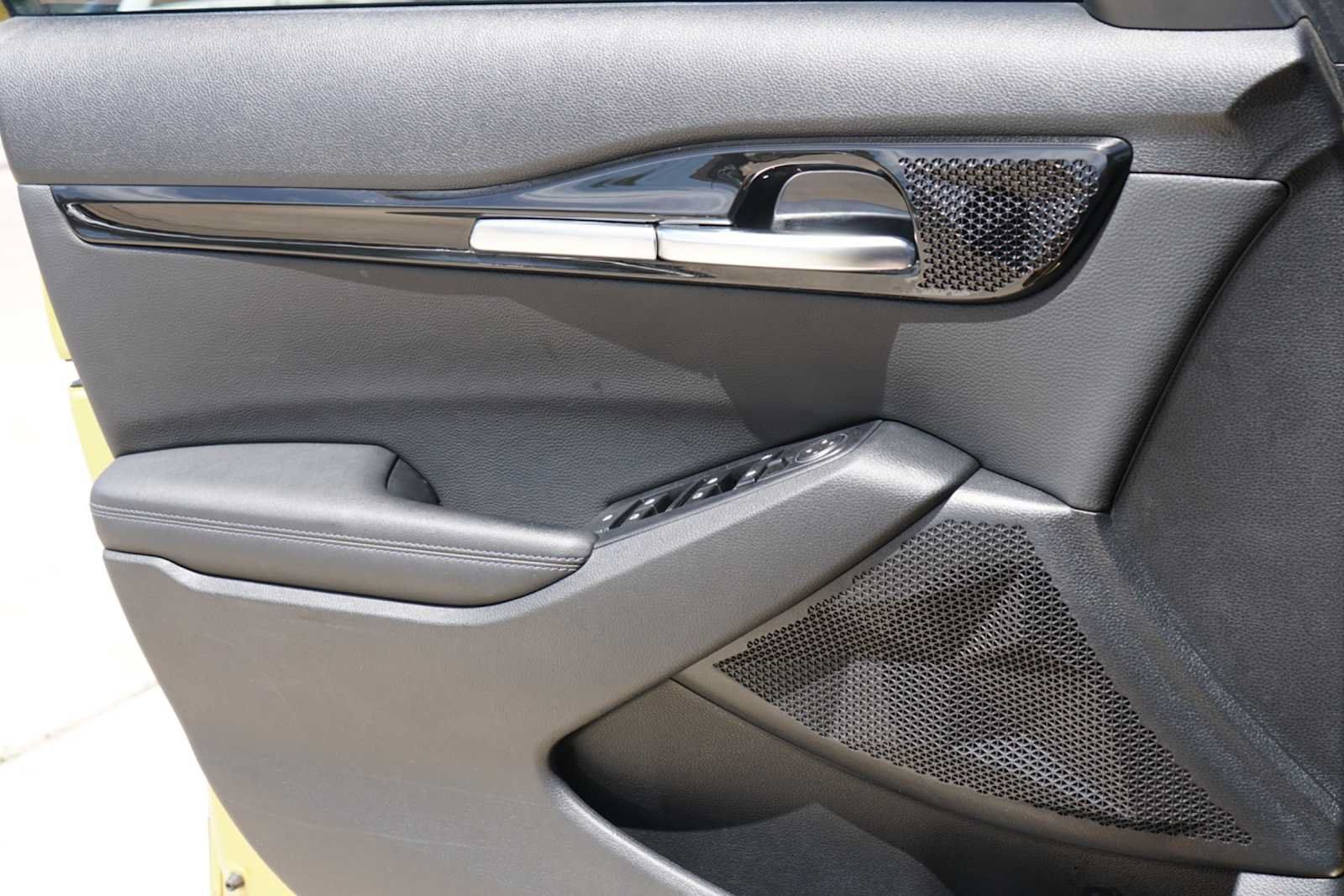 Certified 2023 Kia Seltos S FWD image 16