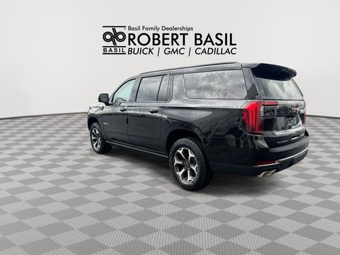 New 2026 GMC Yukon XL AT4 Ultimate AWD/4WD image 6