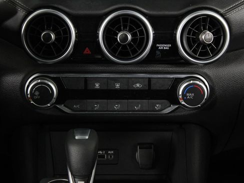 Certified 2023 Nissan Sentra SV image 22