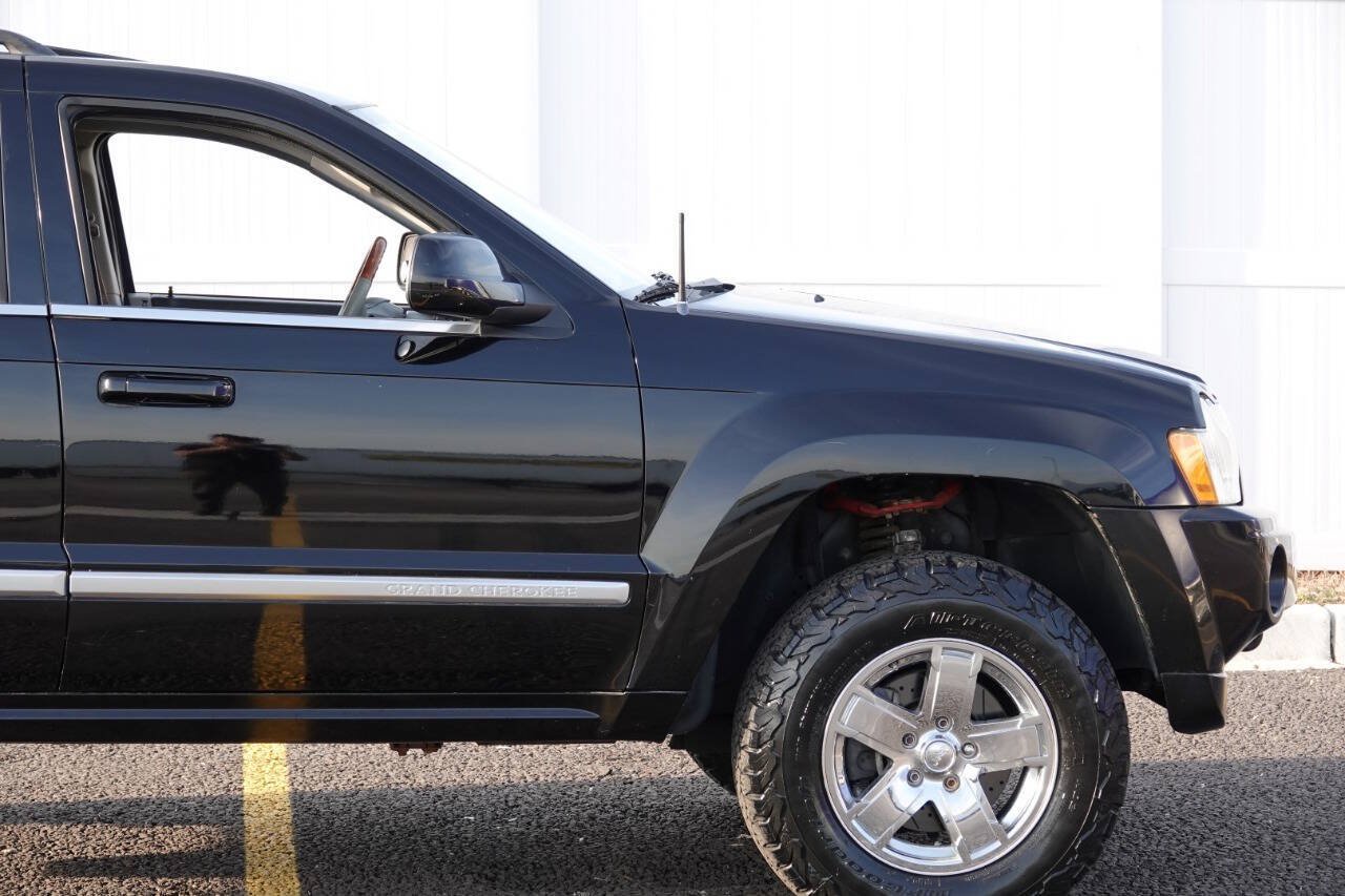 Used 2007 Jeep Grand Cherokee Overland AWD/4WD image 34
