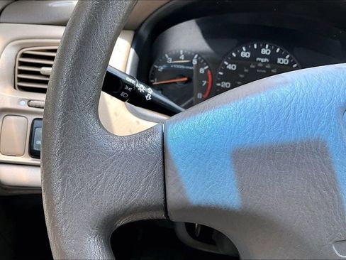 Used 2002 Honda Accord LX image 10