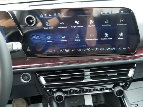 New 2026 Chevrolet Traverse RS image 16