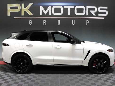Used 2020 Jaguar F-PACE SVR AWD/4WD image 10