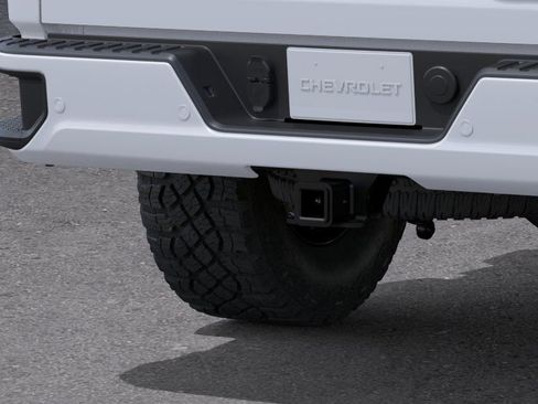 New 2026 Chevrolet Silverado 2500 ZR2 AWD/4WD image 15