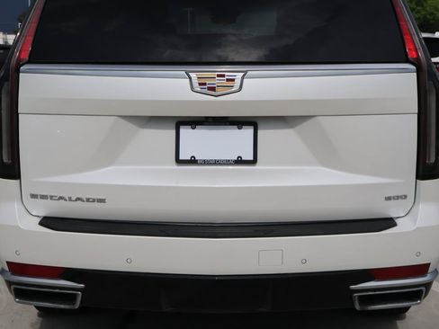 Certified 2024 Cadillac Escalade Premium Luxury RWD image 10