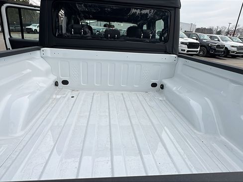 New 2026 Jeep Gladiator Sport image 13
