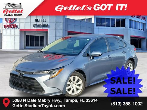 Used 2023 Toyota Corolla LE image 1