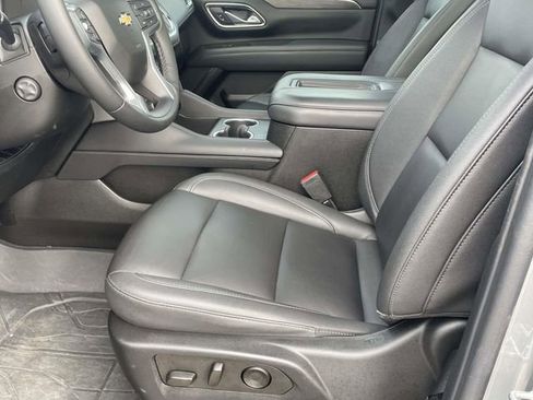 Used 2023 Chevrolet Tahoe LT w/ Luxury Package image 14