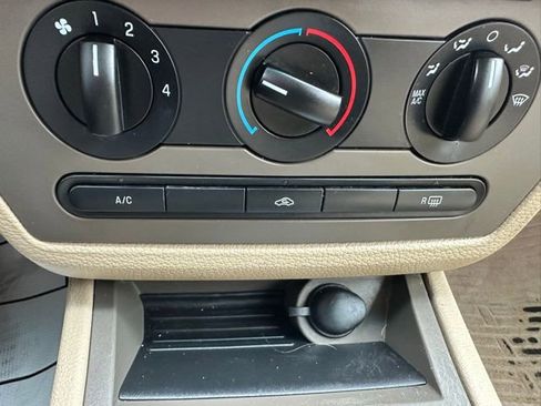 Used 2006 Ford Fusion SE FWD image 41