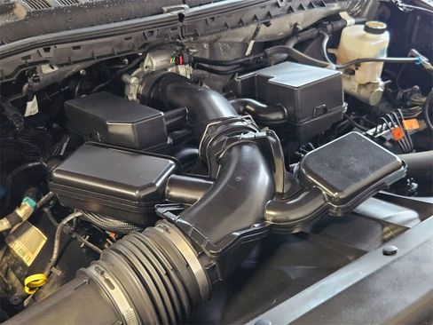 Used 2022 Ford F250 Lariat w/ Lariat Value Package image 39