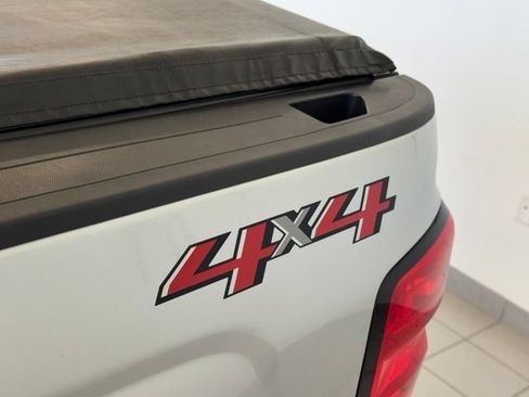 Used 2018 Chevrolet Silverado 1500 LT w/ All Star Edition AWD/4WD image 42