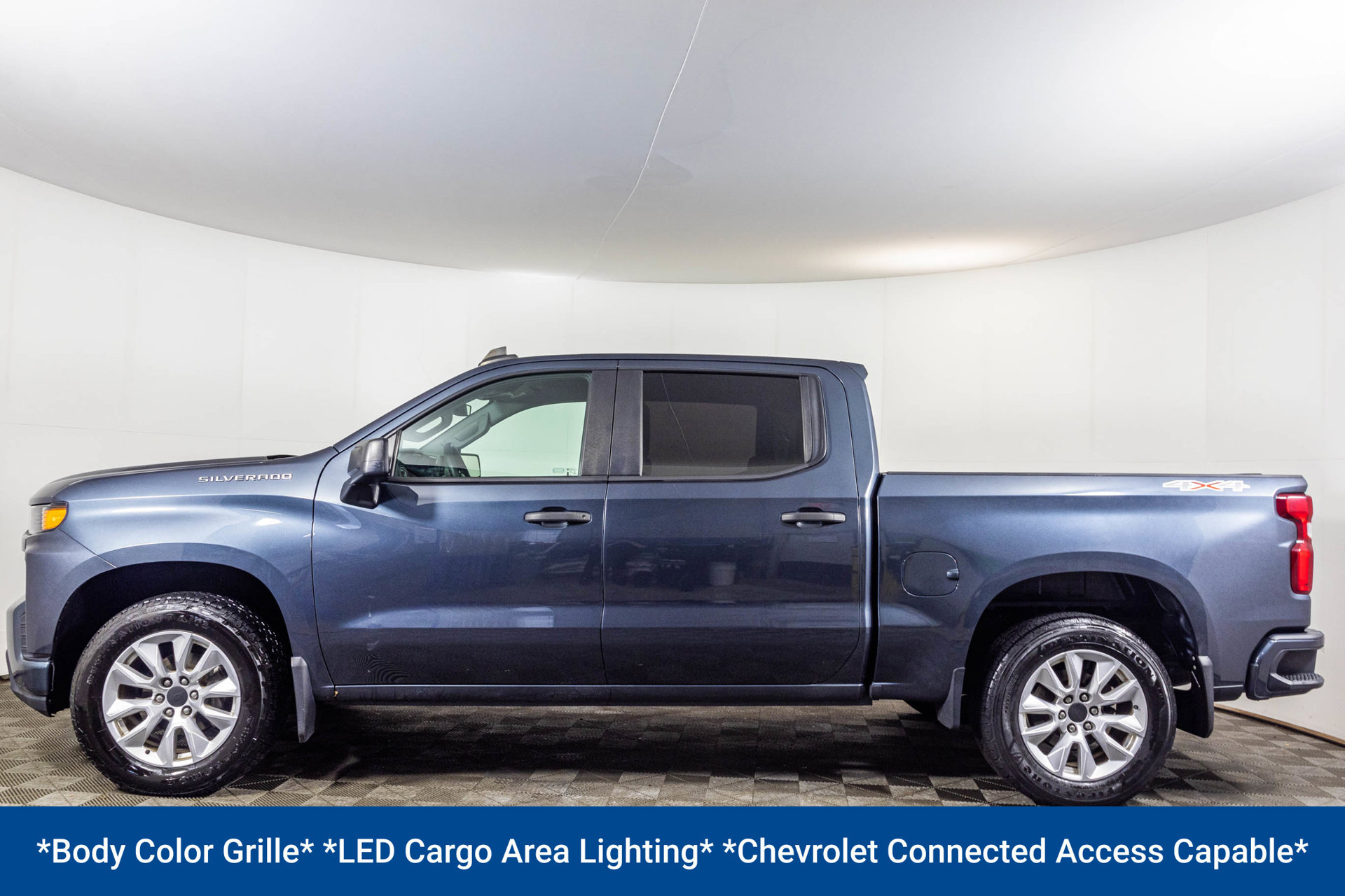 Used 2020 Chevrolet Silverado 1500 Custom w/ Custom Value Package AWD/4WD image 19