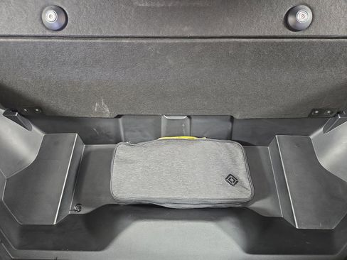 Used 2022 Rivian R1T Launch Edition image 14