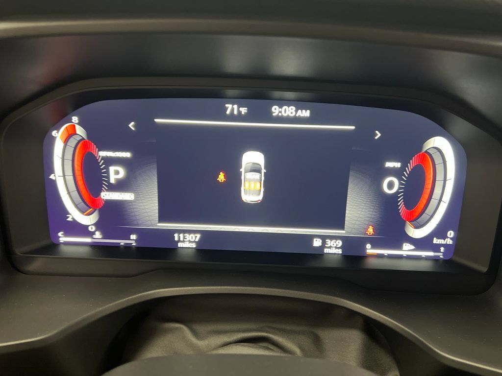 Used 2025 Nissan Rogue SL w/ SL Premium Package FWD image 18