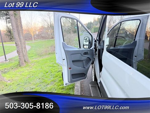 Used 2018 Ford Transit 150 XL image 40