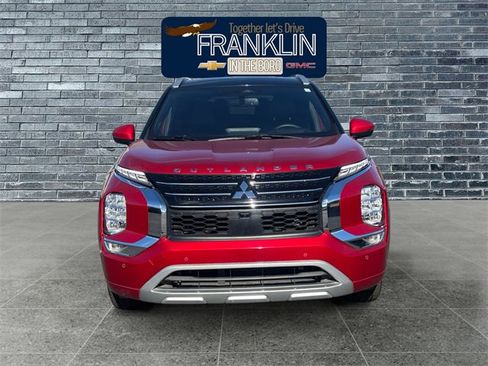 Used 2023 Mitsubishi Outlander SEL image 8