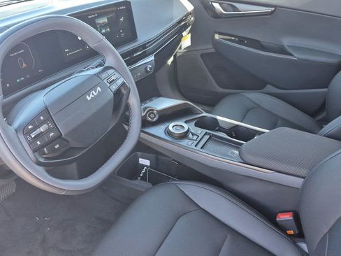 New 2025 Kia EV6 Light image 10