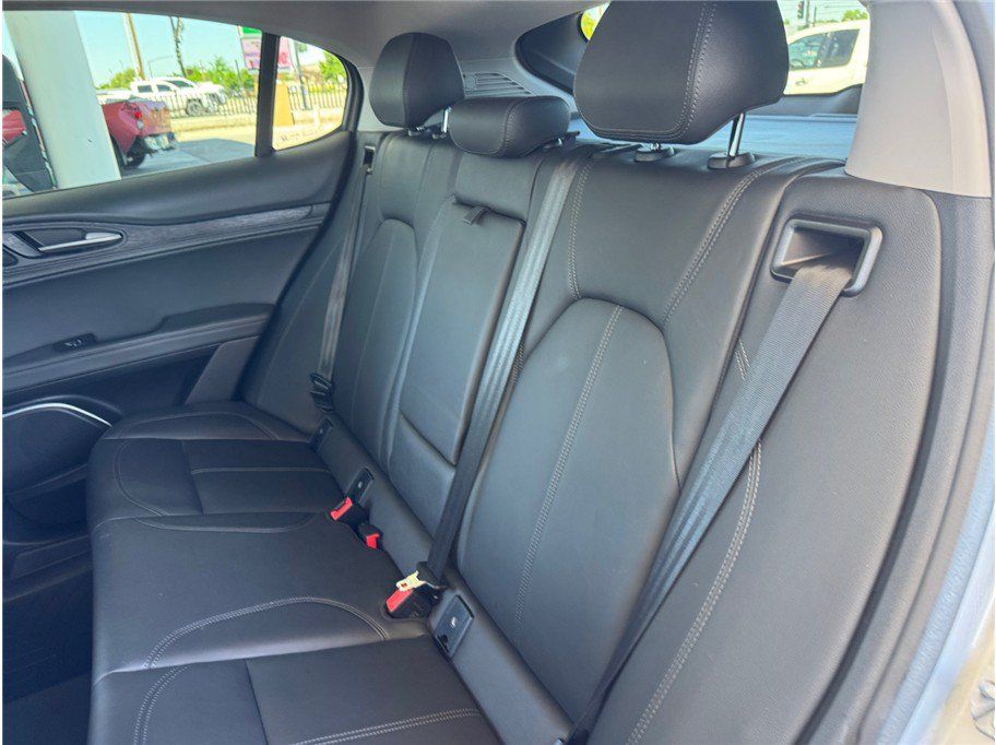 Used 2020 Alfa Romeo Stelvio Sport w/ Quick Order Package 22J Sport AWD/4WD image 42