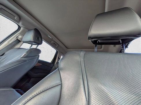 Used 2022 Acura MDX FWD w/ Technology Package image 15