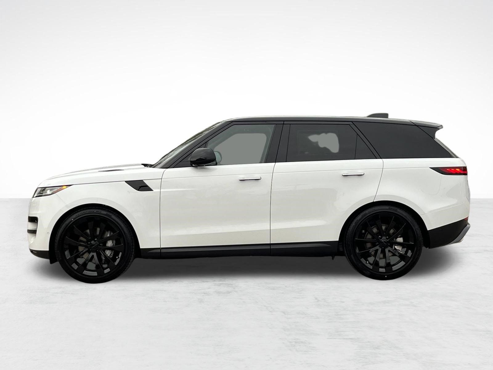 New 2026 Land Rover Range Rover Sport SE AWD/4WD image 2