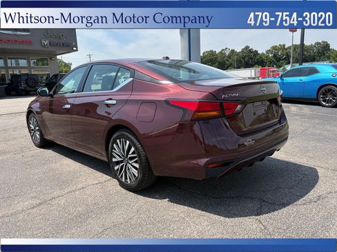 Used 2025 Nissan Altima 2.5 SV FWD image 7