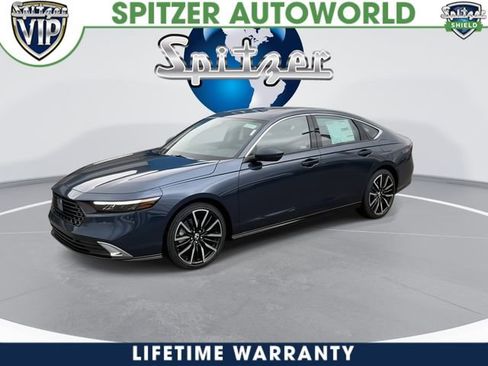 New 2026 Honda Accord Touring image 4
