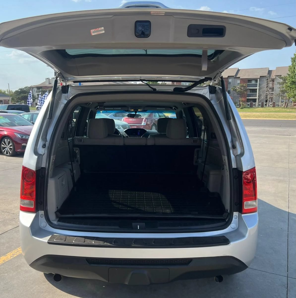 Used 2015 Honda Pilot LX image 9