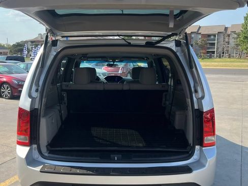 Used 2015 Honda Pilot LX image 9