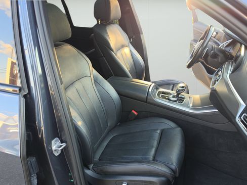 Used 2021 BMW X5 xDrive40i AWD/4WD image 24