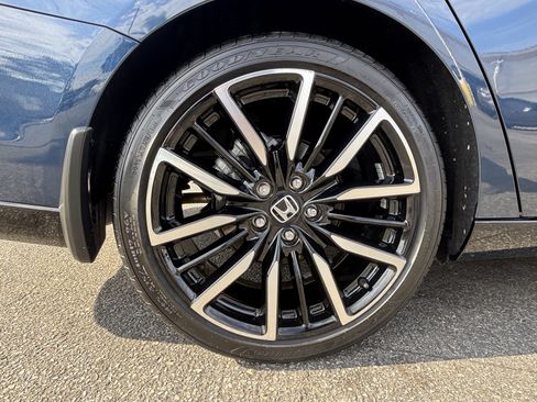 Used 2026 Honda Accord Touring image 7