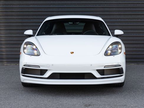 Certified 2025 Porsche 718 Cayman image 7