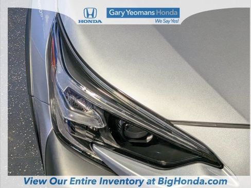 Used 2025 Subaru Outback Premium AWD/4WD image 12