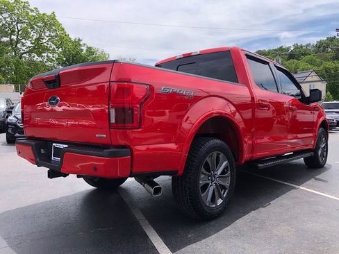 Used 2018 Ford F150 XLT w/ Equipment Group 302A Luxury AWD/4WD image 6