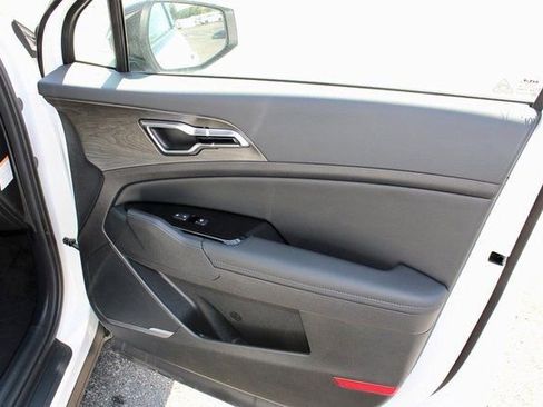 New 2024 Kia Sportage X-Line image 11
