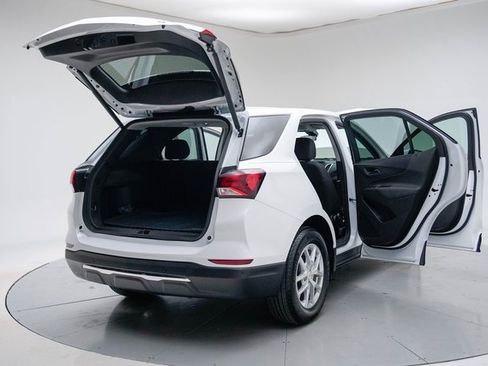 Used 2024 Chevrolet Equinox LT w/ LPO, Floor Liner Package image 21