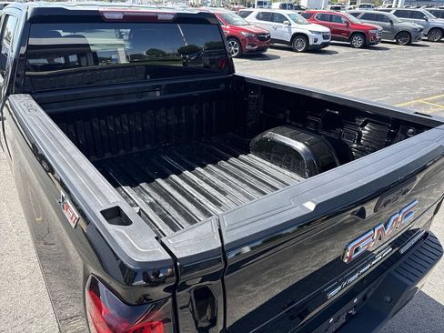 Certified 2022 GMC Sierra 1500 Elevation w/ X31 Off-Road Package AWD/4WD image 29