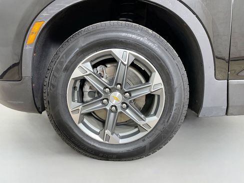 Used 2023 Chevrolet Blazer LT image 32