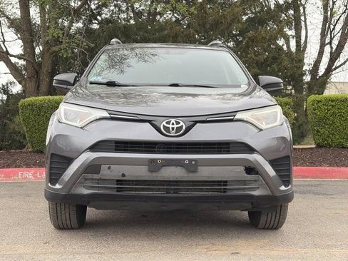Used 2016 Toyota RAV4 LE image 11