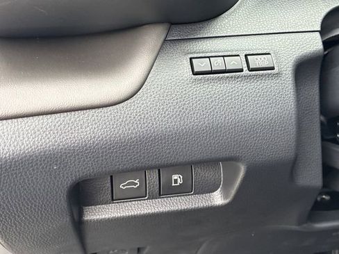 Certified 2026 Toyota Crown Nightshade image 30