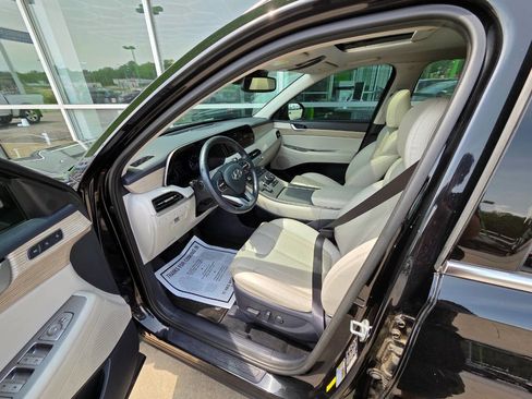Used 2022 Hyundai Palisade SEL w/ 8P Bench Seat Package image 9
