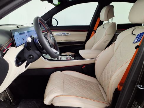 Certified 2026 Genesis GV70 3.5T Sport Prestige image 17