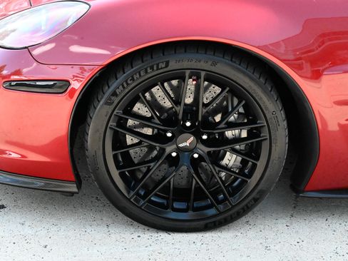 Used 2013 Chevrolet Corvette ZR1 w/ 3ZR Preferred Equipment Group RWD image 9
