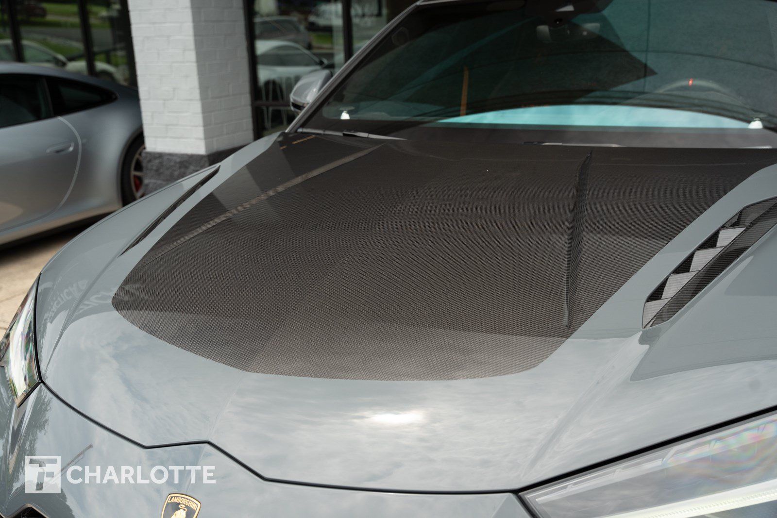 Used 2023 Lamborghini Urus Performante AWD/4WD image 6