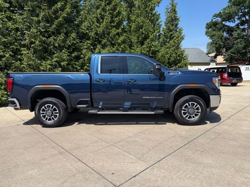 Used 2022 GMC Sierra 2500 SLE w/ SLE Convenience Package AWD/4WD image 32